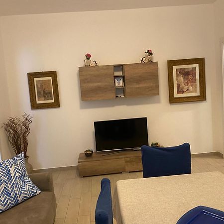 Bnb Milano Dipinta Di Blu Exterior photo